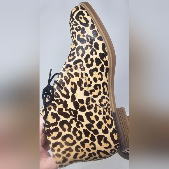 Hush Puppies Women's Leather Bailey  Leopard Print Chukka Ankle Booties Size 10W - Picture 6 of 15